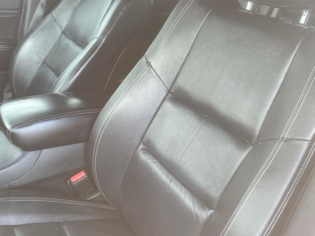 used 2015 Jeep Grand Cherokee car, priced at $13,494