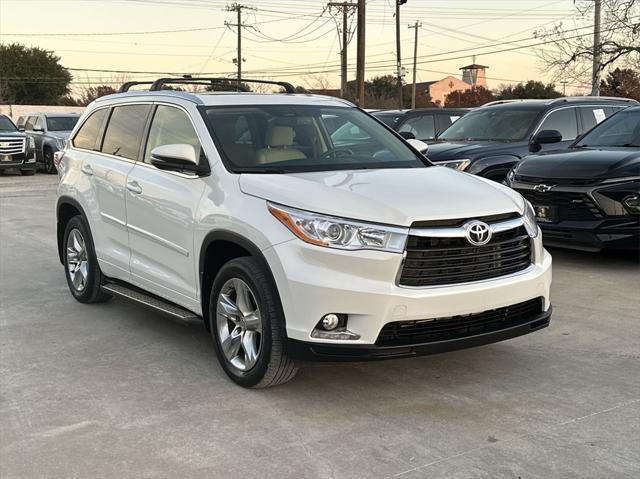 used 2015 Toyota Highlander car, priced at $20,699