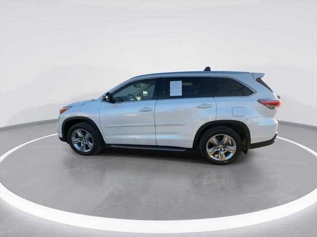 used 2015 Toyota Highlander car, priced at $20,699