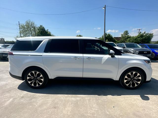 used 2022 Kia Carnival car, priced at $27,599