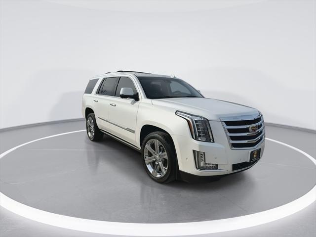 used 2017 Cadillac Escalade car, priced at $28,799