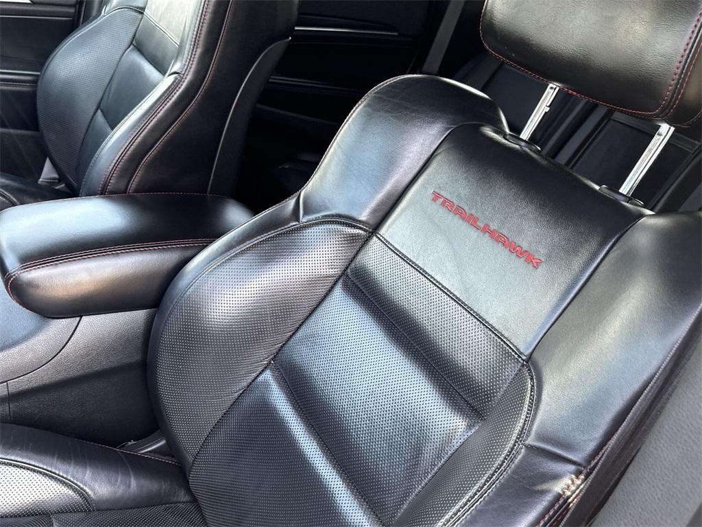 used 2021 Jeep Grand Cherokee car, priced at $26,999