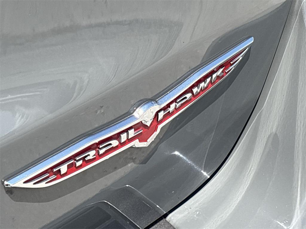 used 2021 Jeep Grand Cherokee car, priced at $26,999
