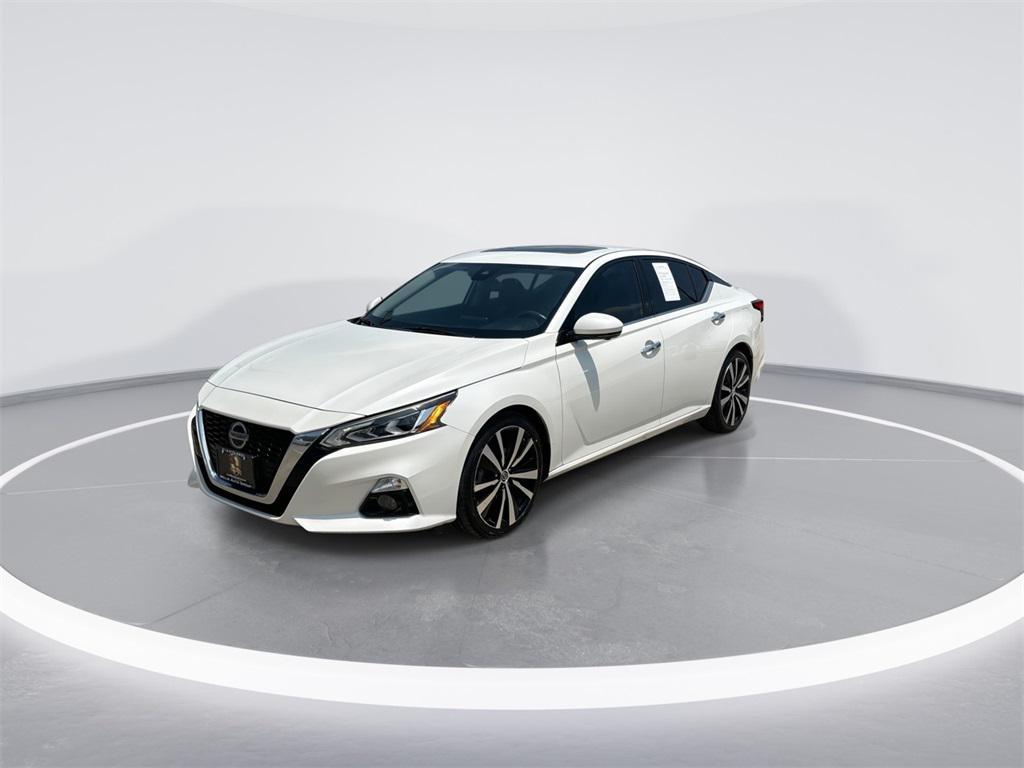 used 2019 Nissan Altima car, priced at $18,999