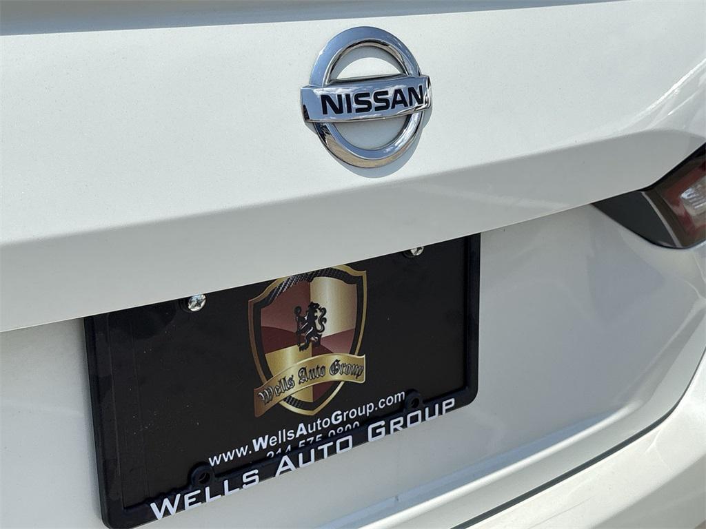 used 2019 Nissan Altima car, priced at $18,999