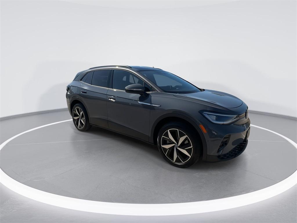 used 2023 Volkswagen ID.4 car, priced at $21,999