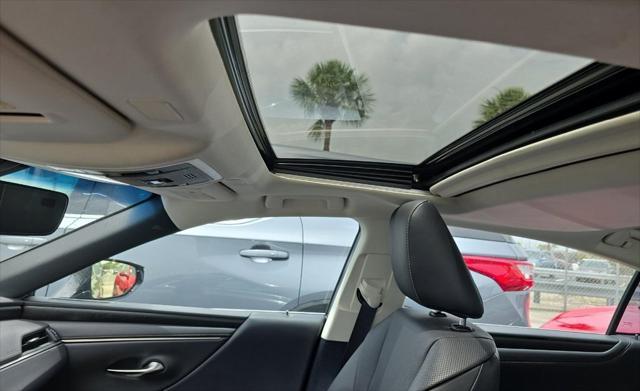 used 2022 Lexus ES 350 car, priced at $29,998