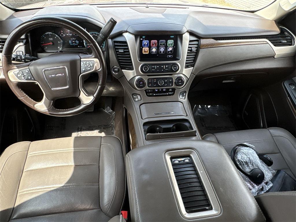 used 2019 GMC Yukon XL car, priced at $31,998