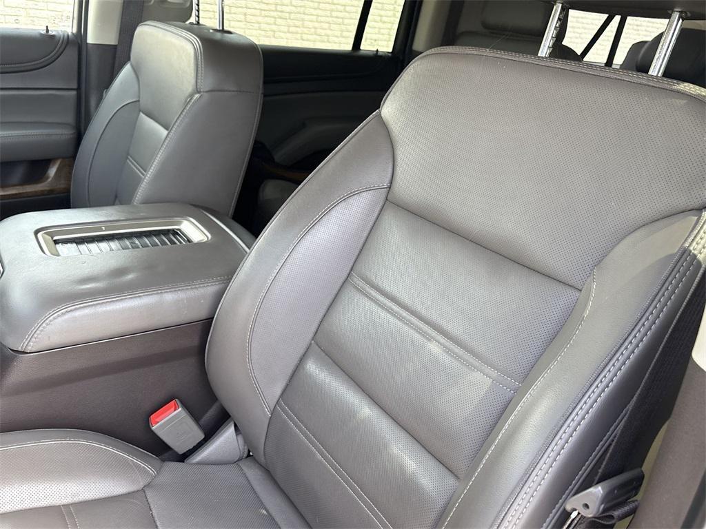 used 2019 GMC Yukon XL car, priced at $31,998