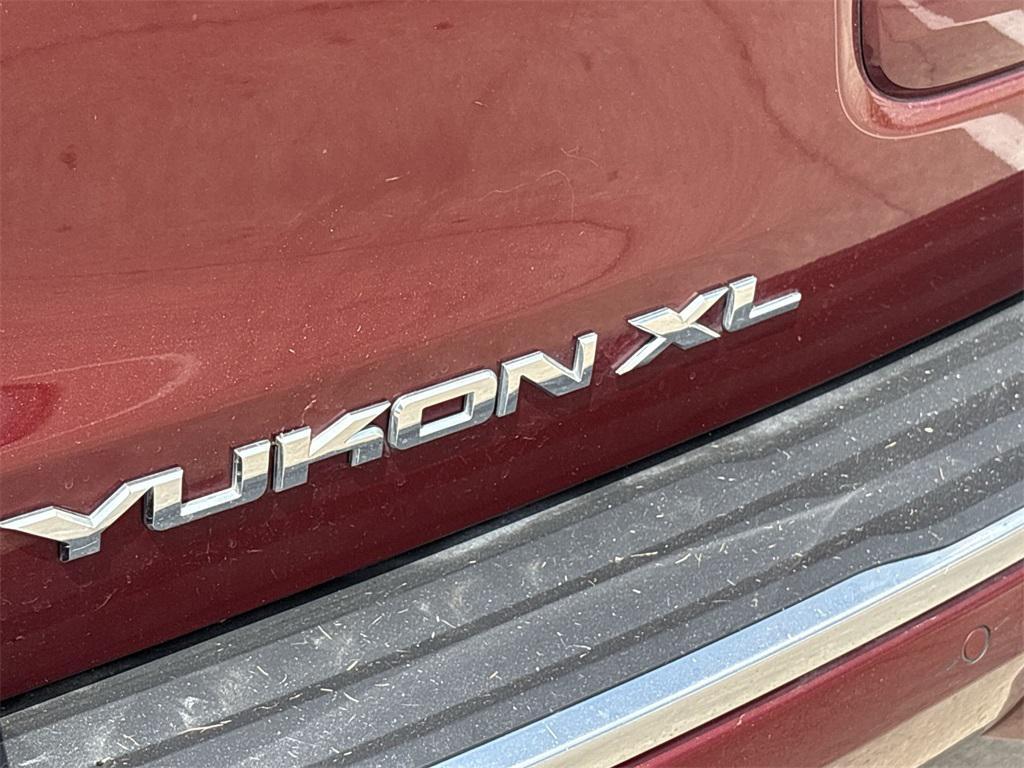 used 2019 GMC Yukon XL car, priced at $31,998