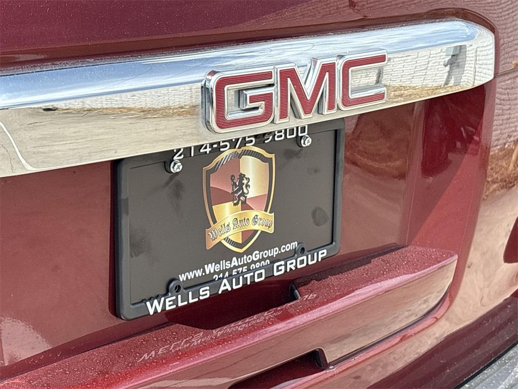 used 2019 GMC Yukon XL car, priced at $31,998