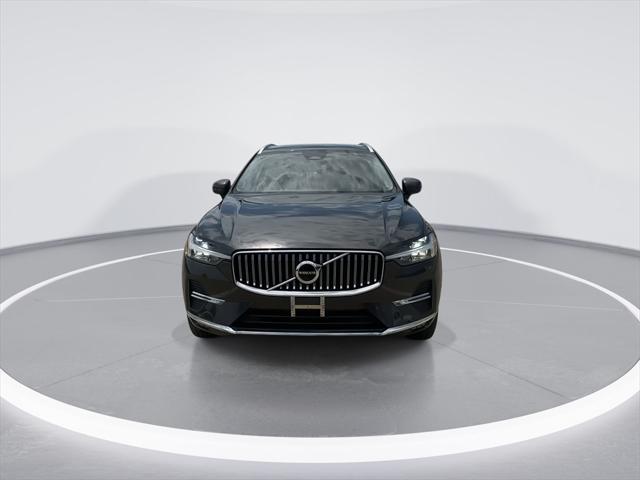 used 2022 Volvo XC60 car, priced at $35,799