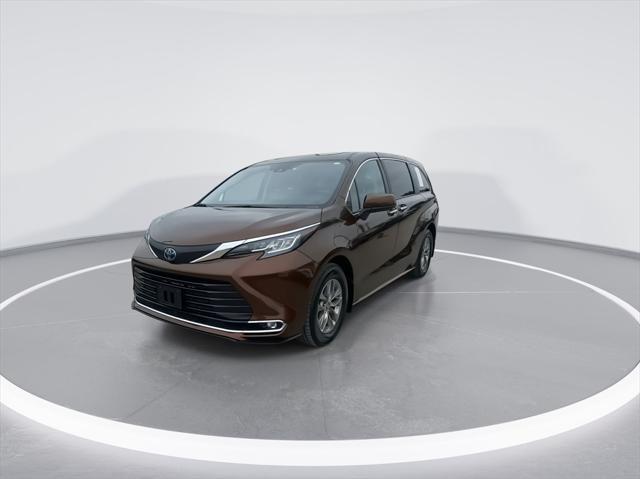 used 2021 Toyota Sienna car, priced at $30,899