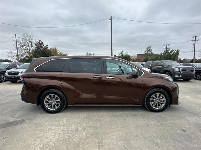 used 2021 Toyota Sienna car, priced at $30,899