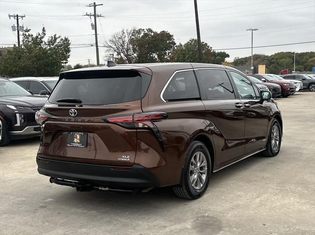 used 2021 Toyota Sienna car, priced at $30,899