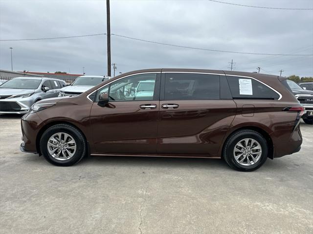 used 2021 Toyota Sienna car, priced at $30,899