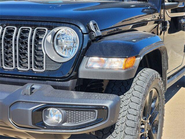 new 2025 Jeep Gladiator car, priced at $38,995