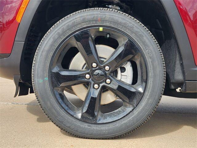 new 2025 Jeep Grand Cherokee L car, priced at $39,335