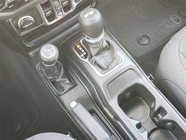 new 2025 Jeep Wrangler car, priced at $46,953