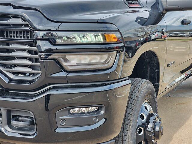 new 2025 Ram 3500 car, priced at $72,415