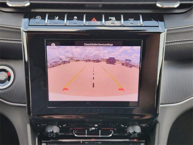 new 2025 Jeep Grand Cherokee L car, priced at $37,904