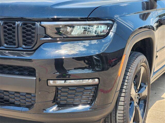 new 2025 Jeep Grand Cherokee L car, priced at $49,238