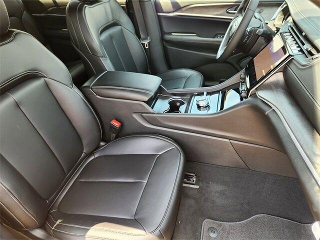 new 2025 Jeep Grand Cherokee L car, priced at $49,238