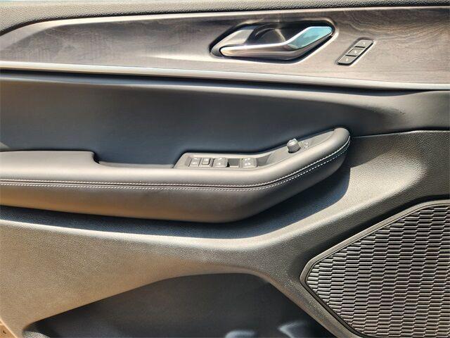 new 2025 Jeep Grand Cherokee L car, priced at $49,238