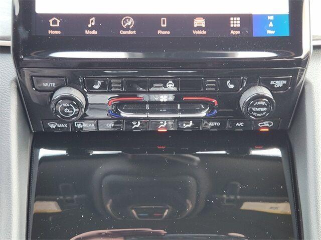 new 2025 Jeep Grand Cherokee L car, priced at $49,238