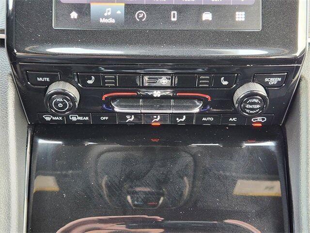 used 2023 Jeep Grand Cherokee car, priced at $28,500