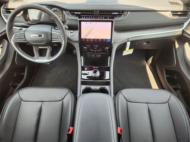 new 2025 Jeep Grand Cherokee car, priced at $44,353