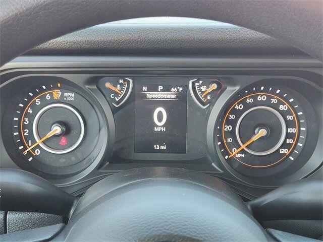 new 2025 Jeep Gladiator car, priced at $34,885