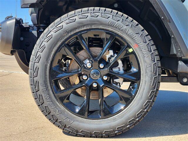 new 2025 Jeep Gladiator car, priced at $37,995