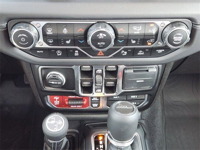 new 2025 Jeep Gladiator car, priced at $53,843