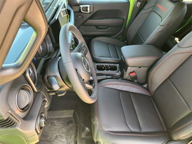 new 2025 Jeep Gladiator car, priced at $53,843