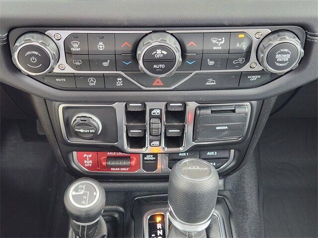 new 2025 Jeep Gladiator car, priced at $47,867