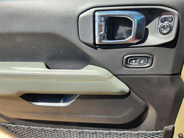 new 2025 Jeep Gladiator car, priced at $53,968