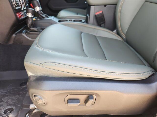 new 2025 Jeep Gladiator car, priced at $53,968