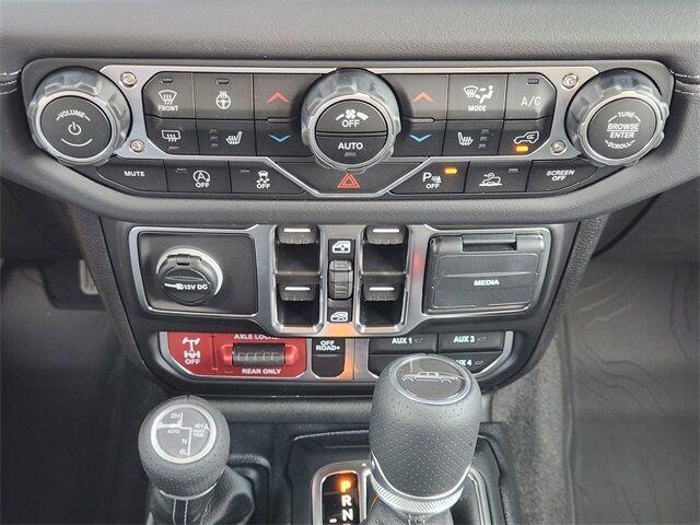 new 2025 Jeep Gladiator car, priced at $53,756