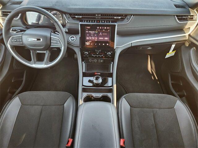 new 2025 Jeep Grand Cherokee L car, priced at $41,438