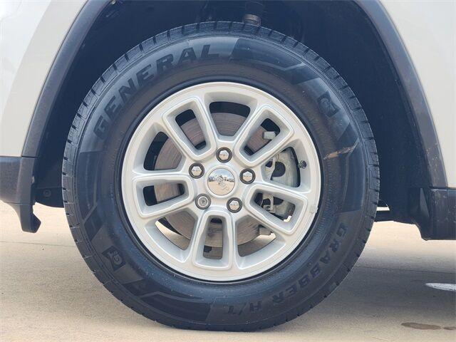 used 2020 Jeep Grand Cherokee car, priced at $17,900