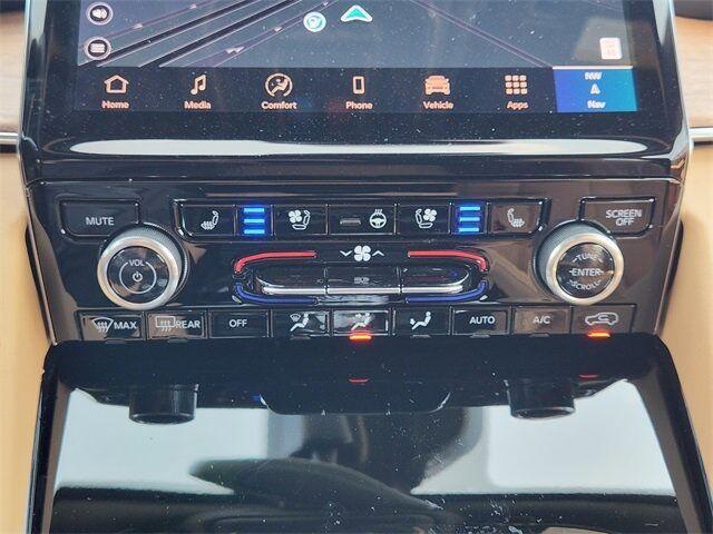 new 2025 Jeep Grand Cherokee car, priced at $60,295