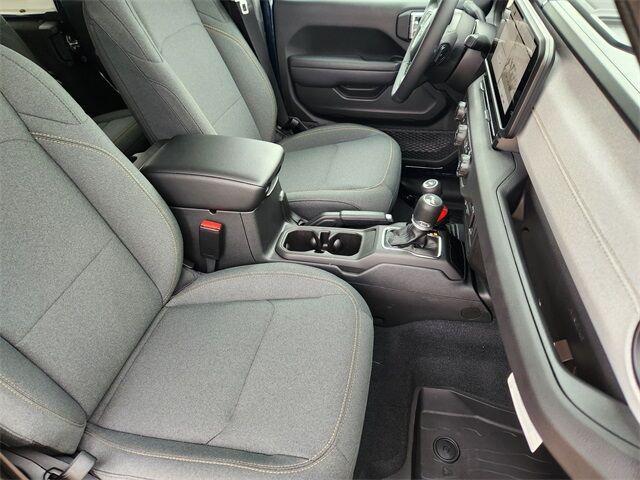 new 2025 Jeep Wrangler car, priced at $43,969