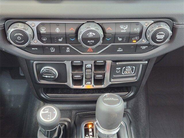 new 2025 Jeep Gladiator car, priced at $43,540