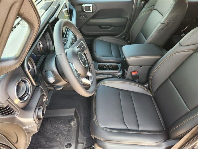new 2025 Jeep Wrangler car, priced at $53,831