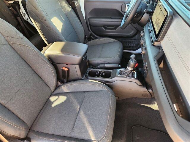 new 2025 Jeep Gladiator car, priced at $37,994
