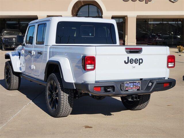 new 2025 Jeep Gladiator car, priced at $37,994