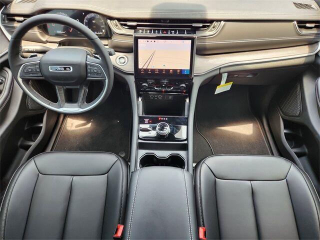 new 2025 Jeep Grand Cherokee car, priced at $37,836