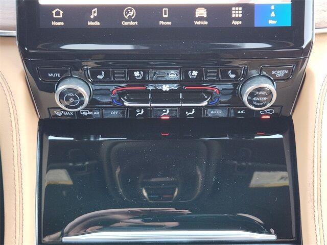 new 2025 Jeep Grand Cherokee car, priced at $53,106