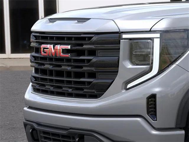 new 2025 GMC Sierra 1500 car, priced at $53,040